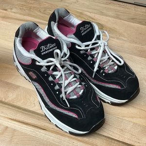 Skecher D’Lites Black and Pink